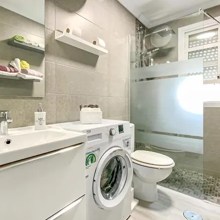 Stunning In With 2 Bedrooms, Wifi And Outdoor Swimming Pool * Torrevieja