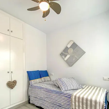 Stunning In With 2 Bedrooms, Wifi And Outdoor Swimming Pool * Torrevieja
